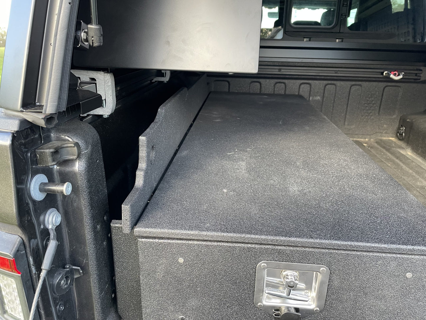 SHW Jeep Gladiator Composite Drawer System